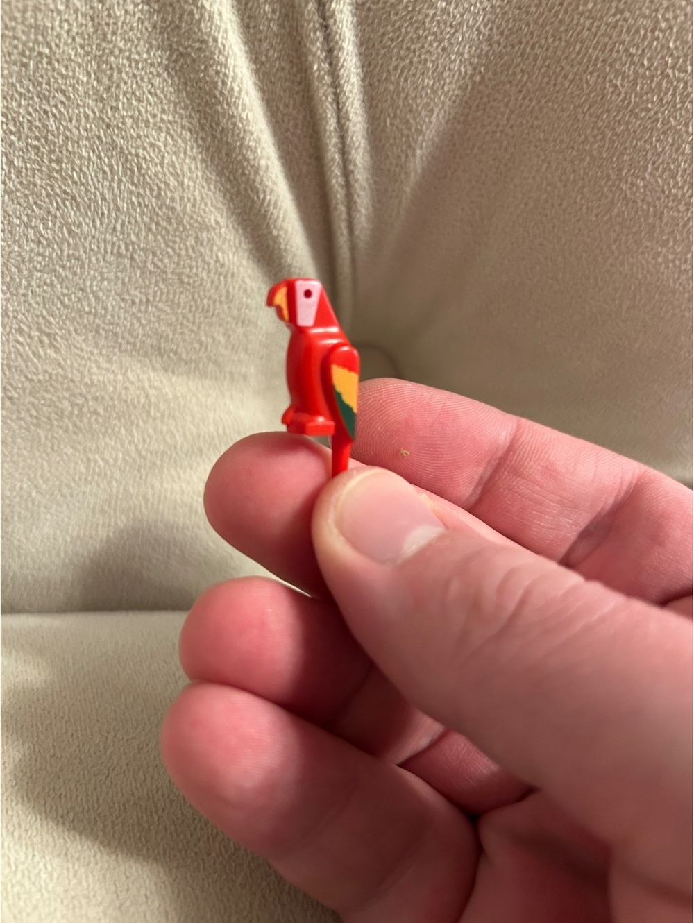 LEGO Red Bird, Parrot with Small Beak with Green and Yellow Feathers, Pirates